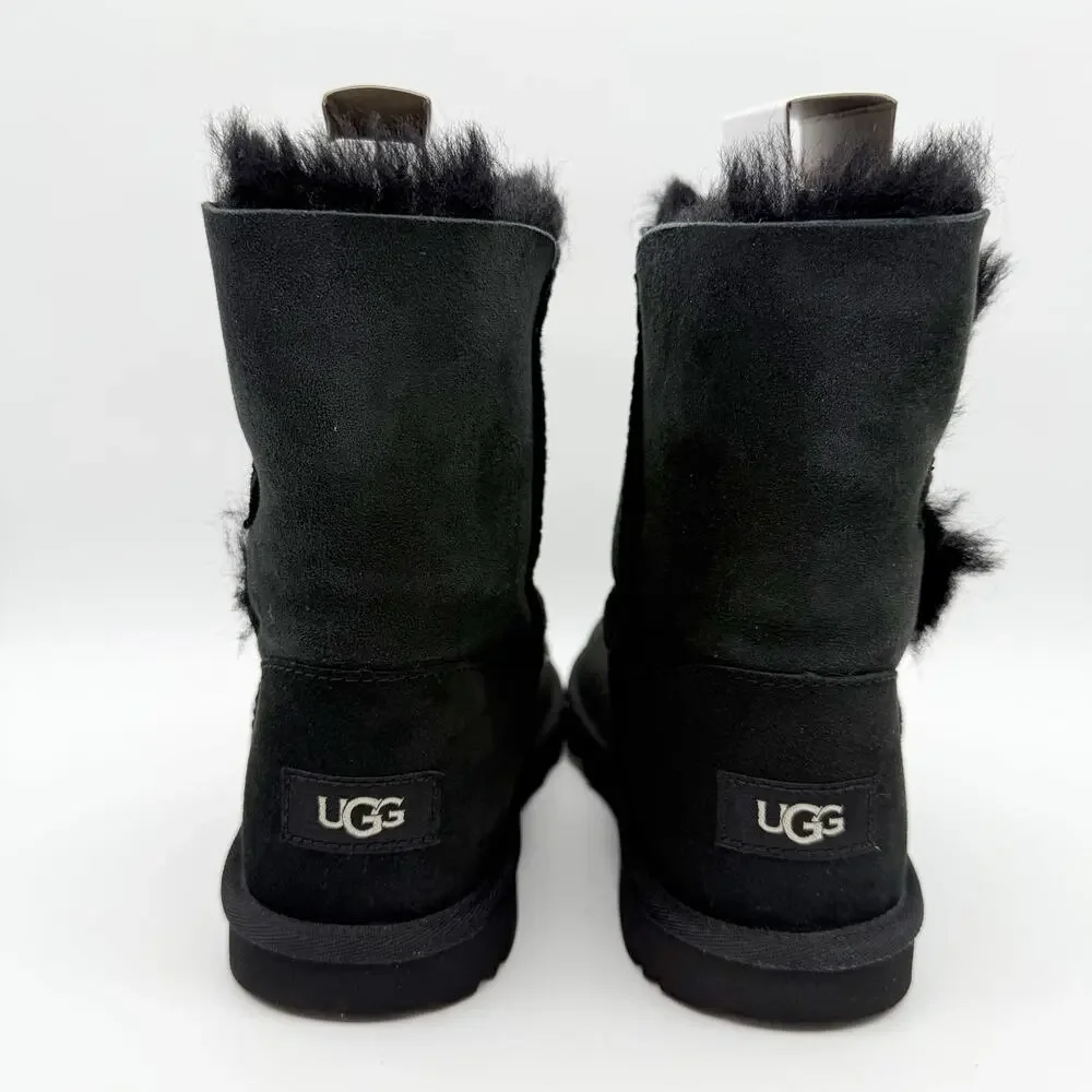 UGG Kids Bailey Button II Winter Boot US 6 EU 38 Black Sheepskin NIB